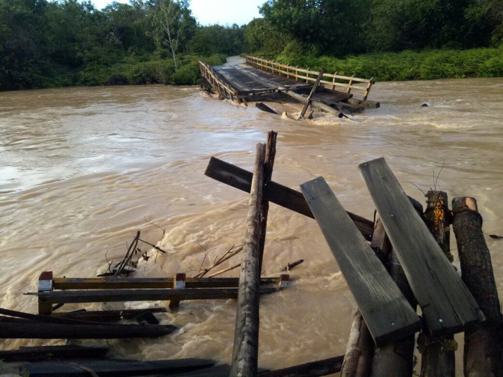 Jembatan Sei Rawi 2 Terputus