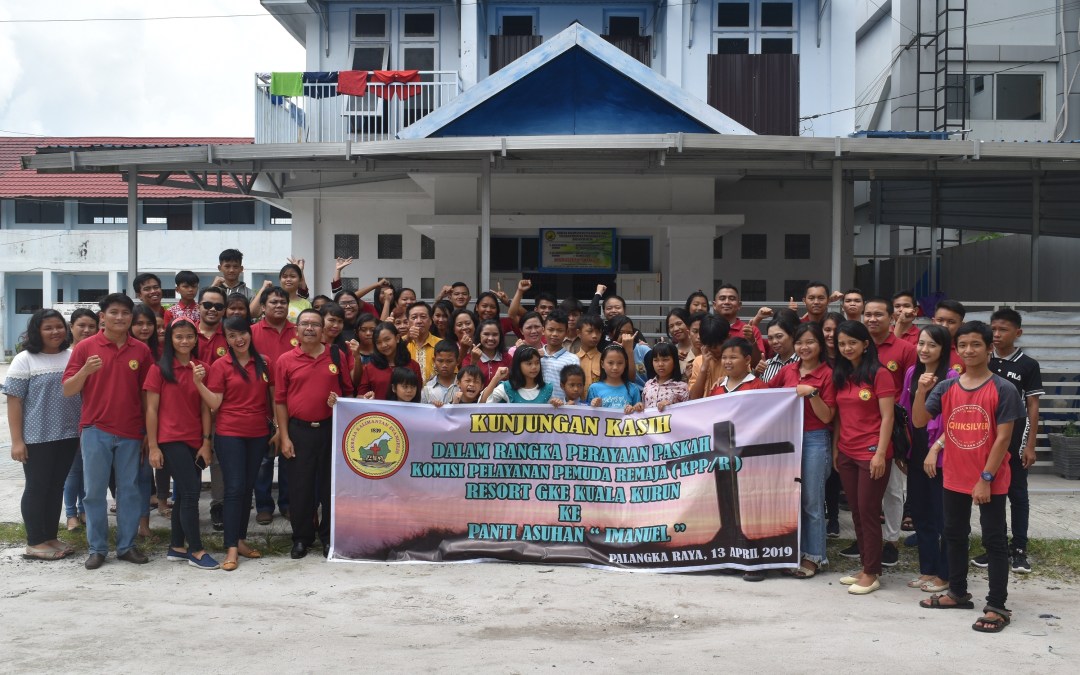 Berdua lebih baik dari pada seorang diri