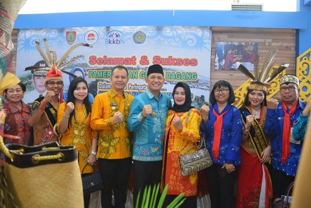Bupati Gumas Hadiri Perayaan HARGANAS Ke 26 Di Banjarbaru