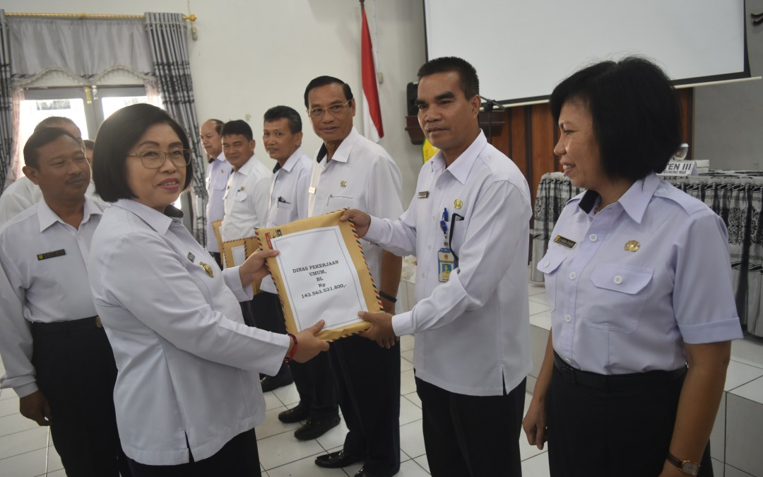 Wabub Bagikan DPA Tahun 2020 Kepada SKPD