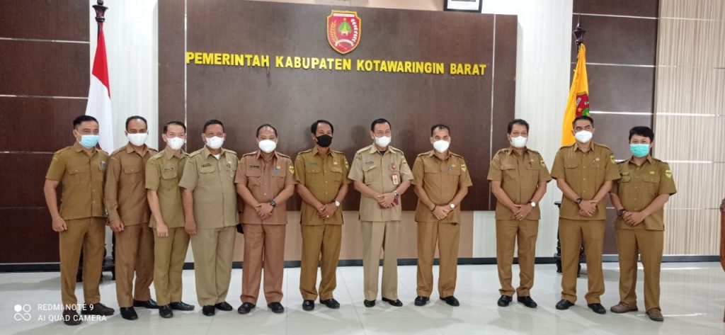 DINAS KOMINFOSANTIK GUMAS KAJI BANDING KE PEMKAB KOBAR 1 DINAS KOMINFOSANTIK GUMAS KAJI BANDING KE PEMKAB KOBAR 2