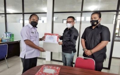 Humas Polres Gumas Terima Piagam