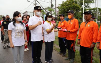 Pemkab Gumas Gelar Pencanangan Gerakan Pembagian 1 Juta Bendera Merah Putih