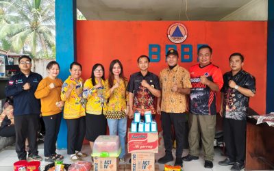 DWP Diskominfosantik Gumas Salurkan Bantuan untuk Posko Tanggap Darurat Karhutla